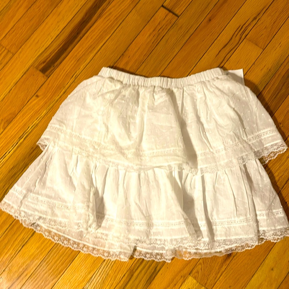 White layer skirt